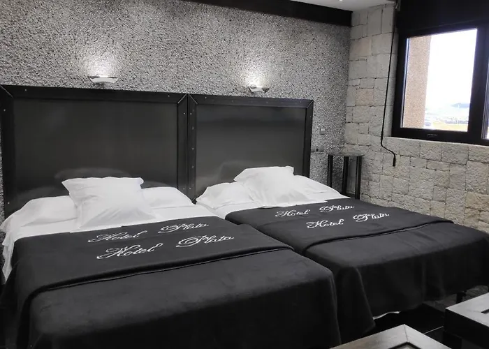 Plata Otel Ibi