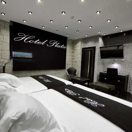 Hotel Plata 2*