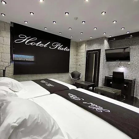 Plata Hotel